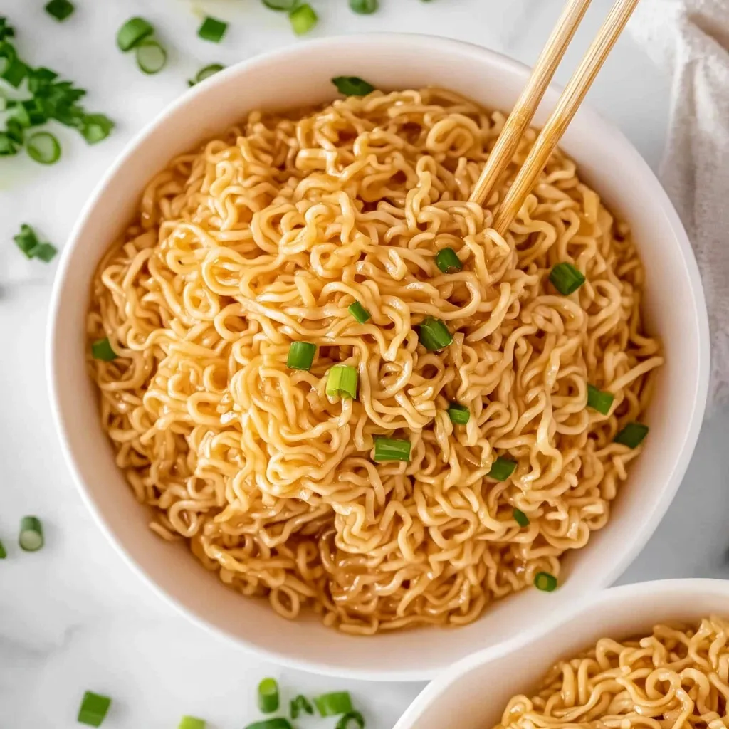 Easy Sesame Garlic Ramen Noodles